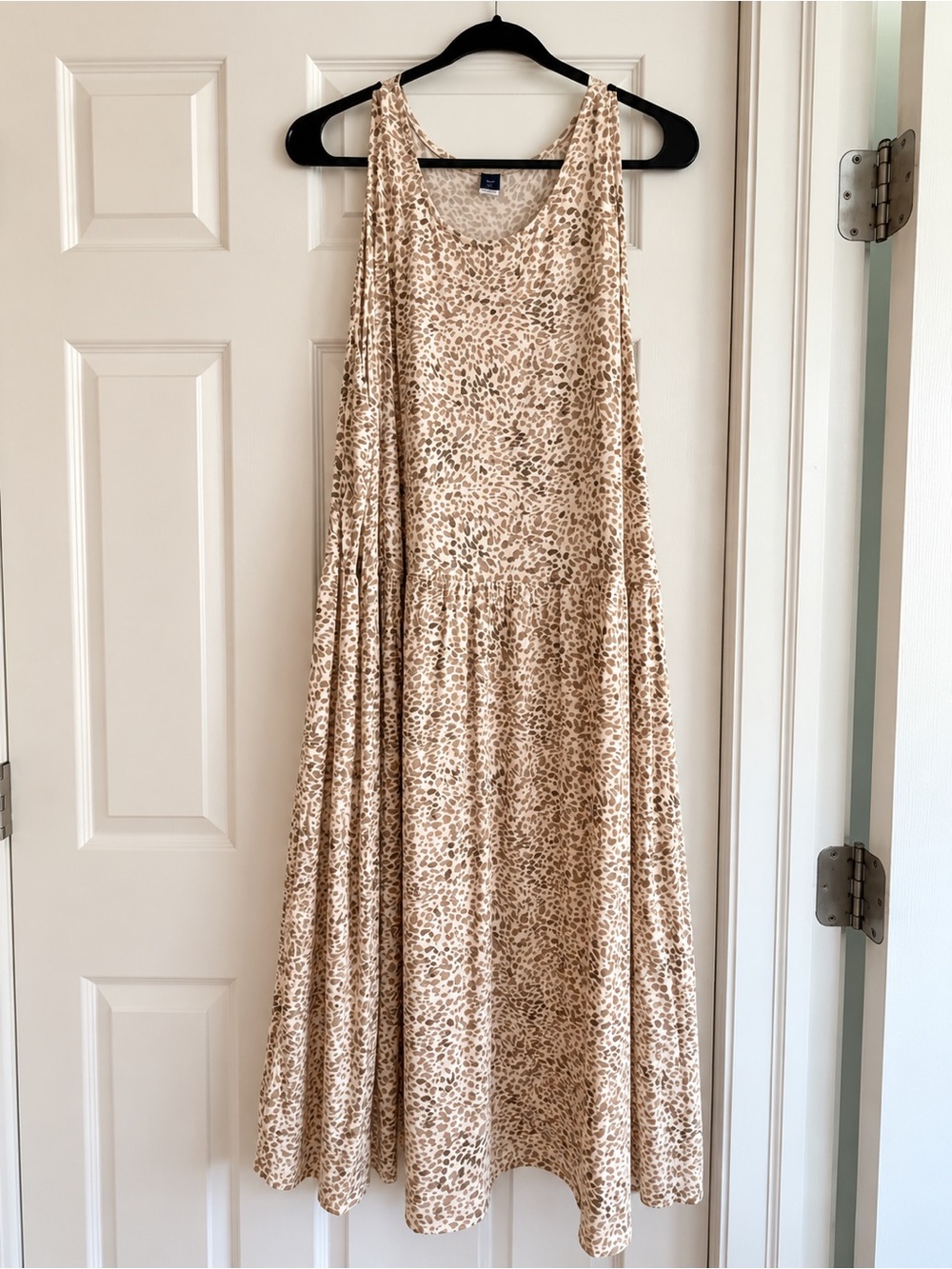 Sleeveless Beige Leopard Print Midi Dress